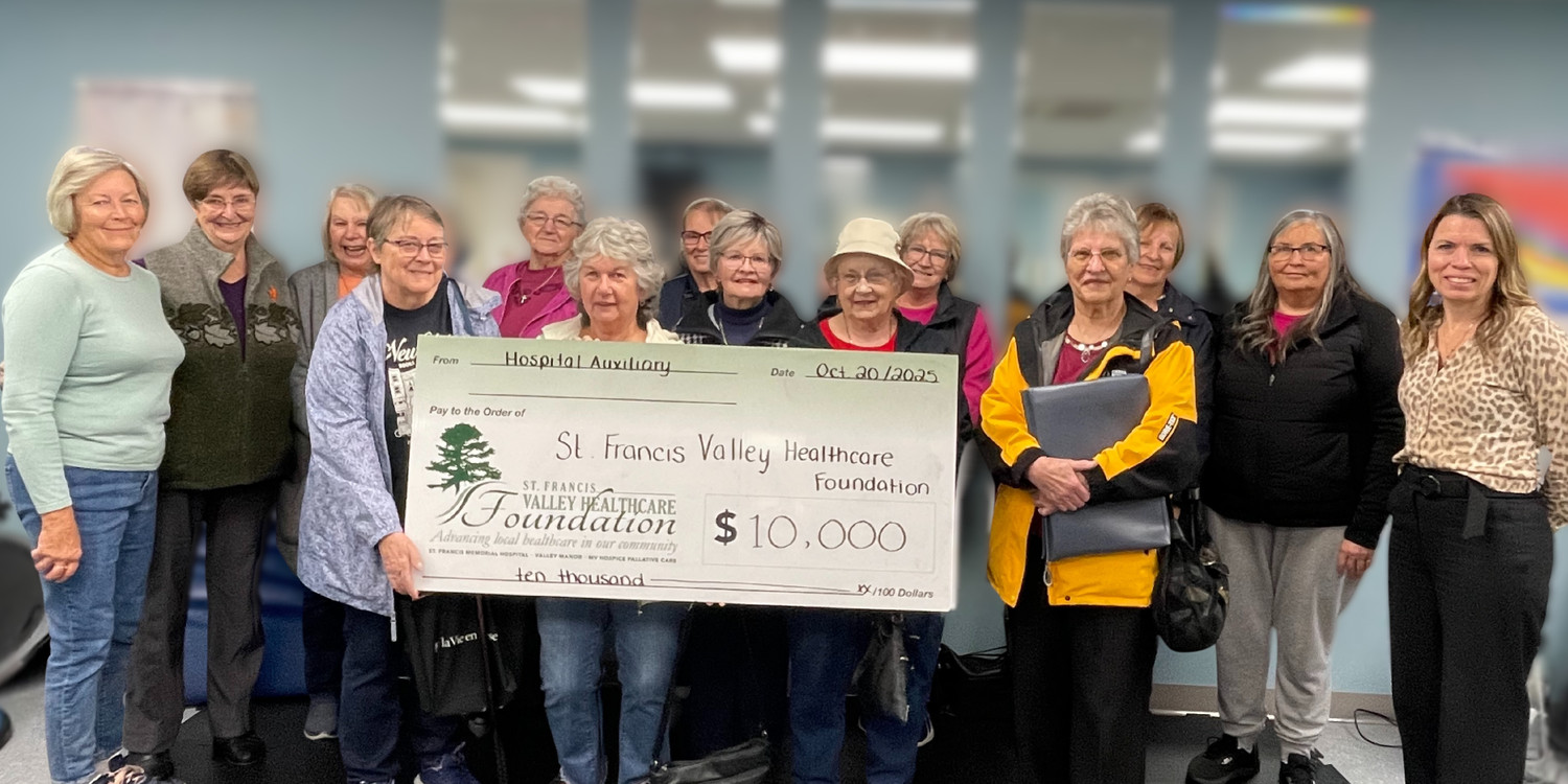 Auxiliary Donation <b>Auxiliary Donation</b><br />Thank you to the St. Francis Memorial Hospital Auxiliary for providing a $10,000 donation toward the purchase of this new Mammography Machine.